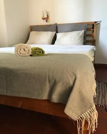 Getwet Surfcamp Ii Hostel Costa da Caparica