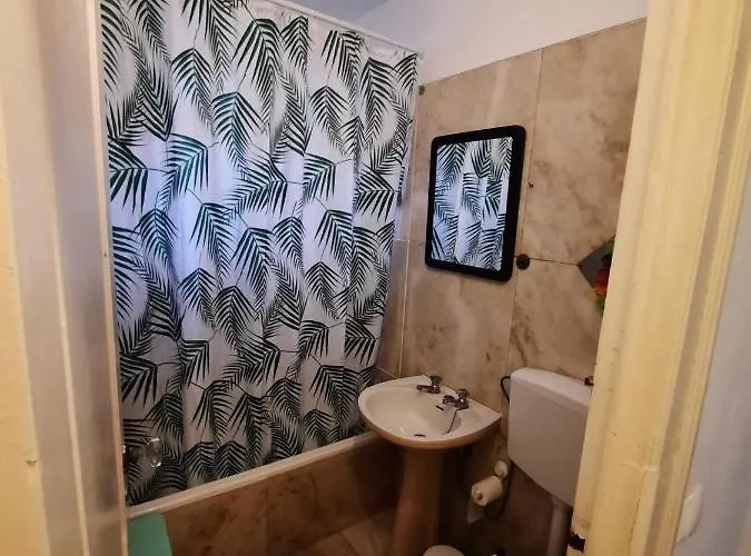 Getwet Surfcamp Ii Costa de Caparica